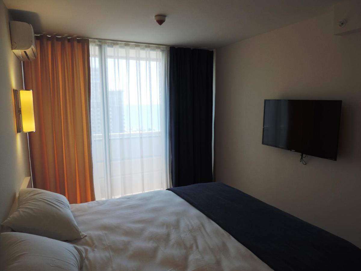 Black Sea Twin Tower Apartment