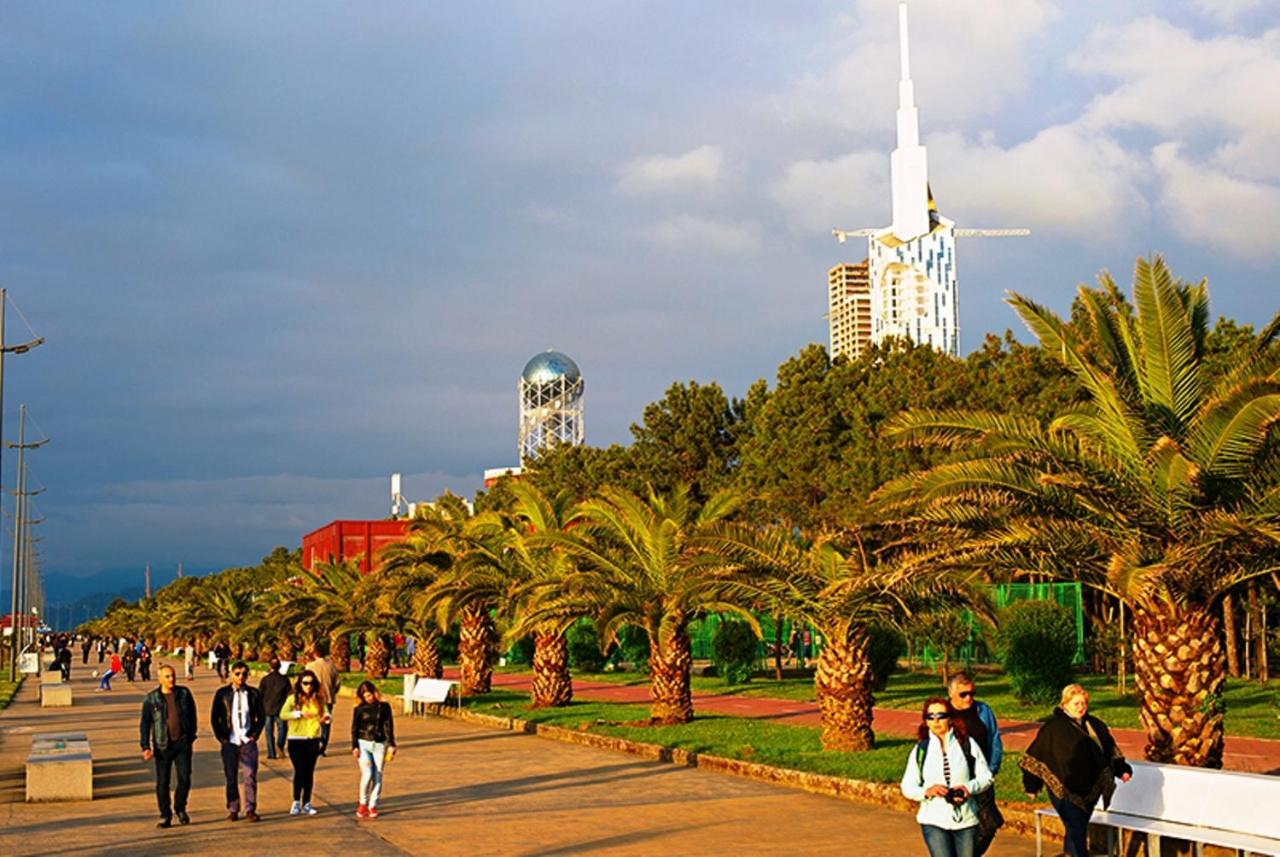 Black Sea Twin Tower Apartment Batumi